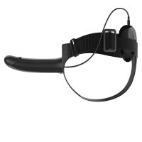 Čierny pripínací strap-on pás s vibrátorom 16 cm + ovládač - 70043295 - 2